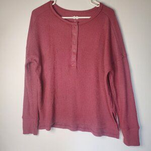 SO Women's 5 Button Henley, Rose Size L, High/Low, Soft Waffle Knit, Long Sleeve